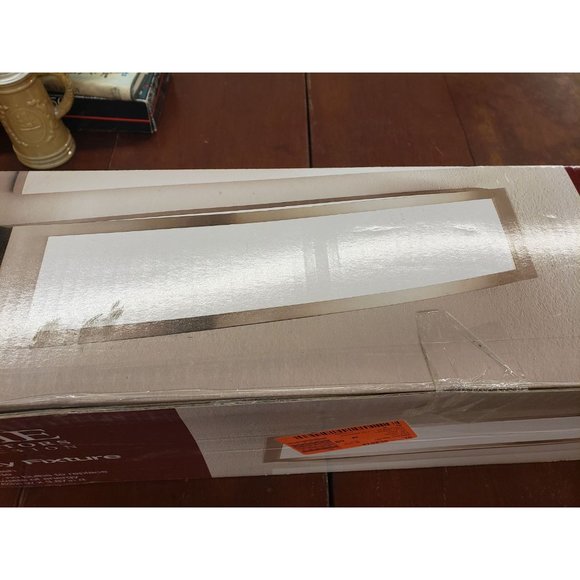 LED vanity light fixture - Picture 2 of 3